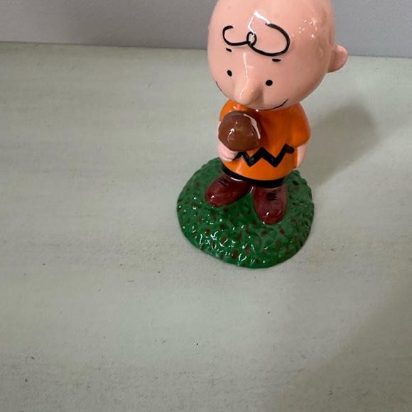 Department 56 Other - Department 56 halloween peanuts Charlie Brown with candy apple figurine
